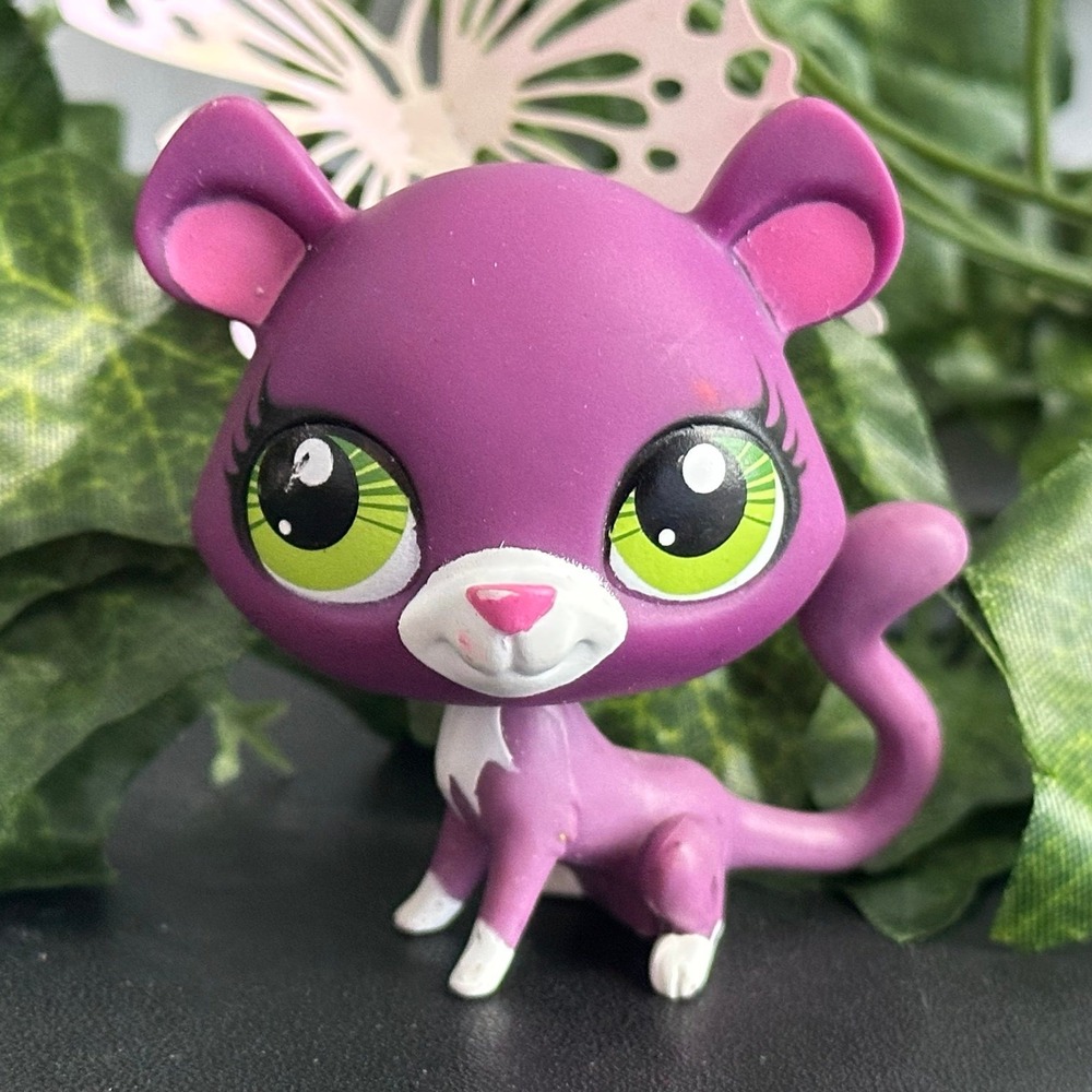 Littlest Pet Shop LPS 3295 Purple Panther Cat Green